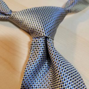 Foggia neck tie